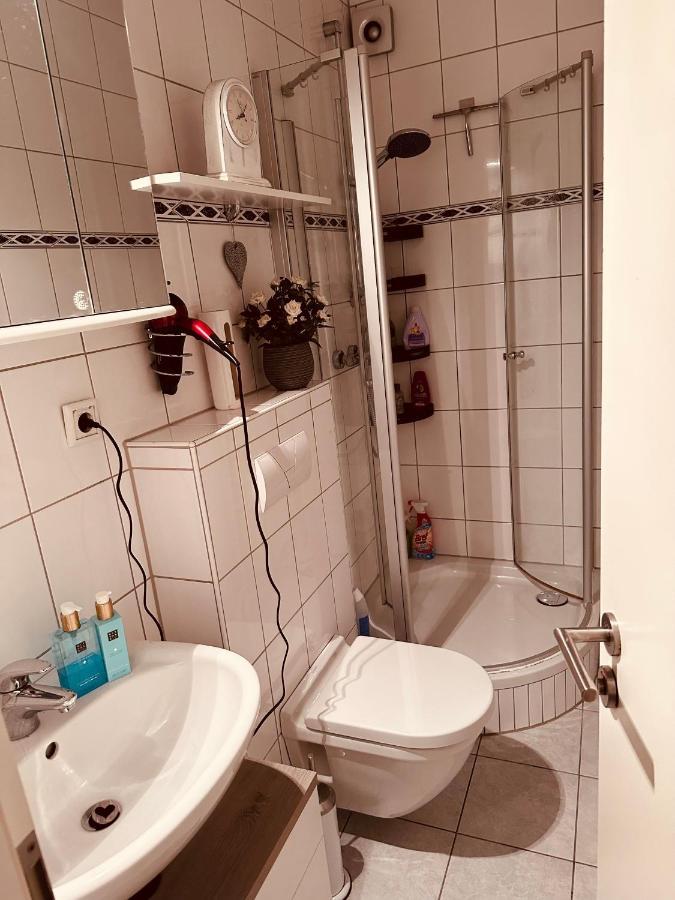 4 Zimmer 11 Personen Wohnung Garten Terrasse Grill 2 Badezimmer Βούρπεταλ Εξωτερικό φωτογραφία